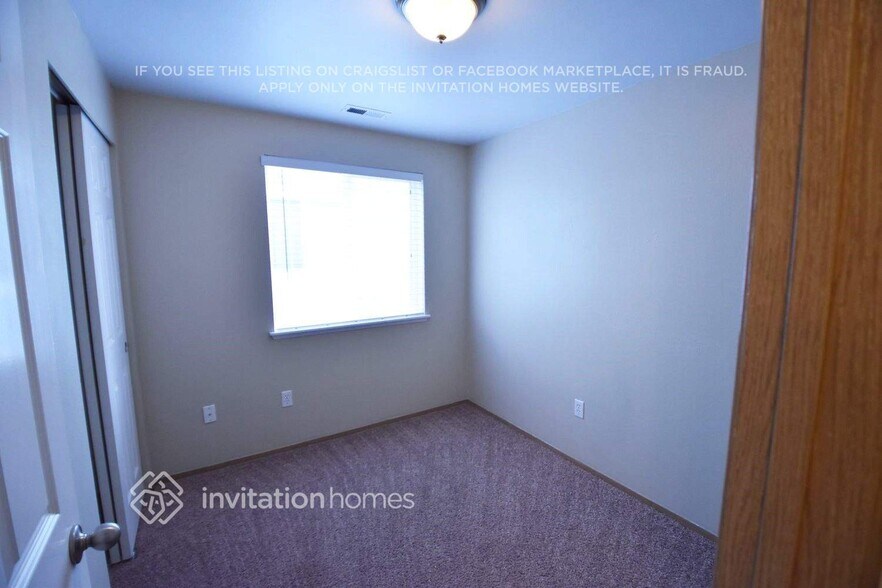 Building Photo - 10616 64th Ave NE