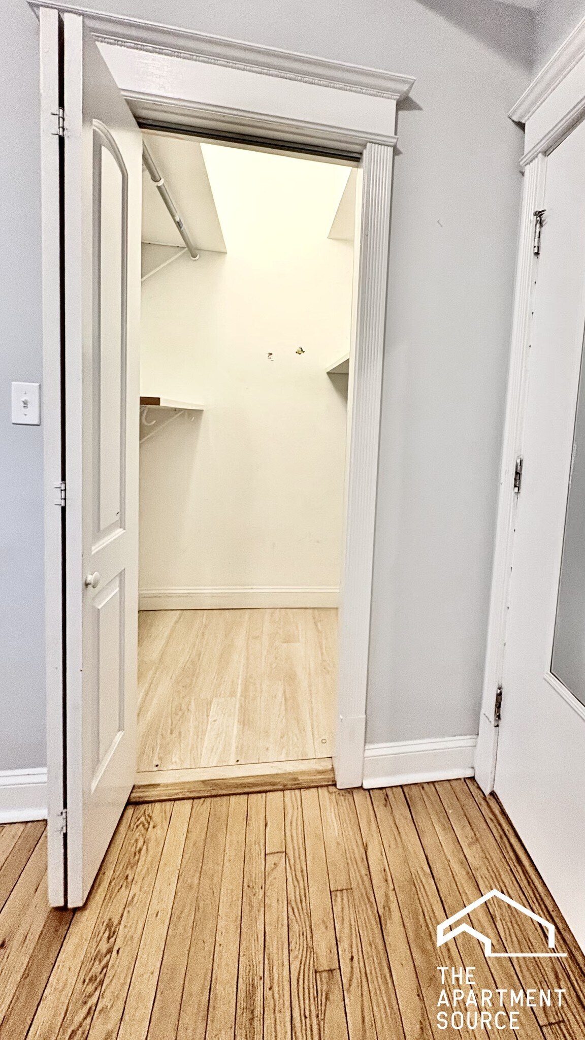 Building Photo - 208 N Kolin Ave