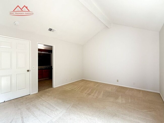 Building Photo - 18027 Hillwood Ln