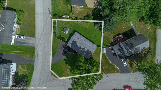 Building Photo - 5 Linda Ave