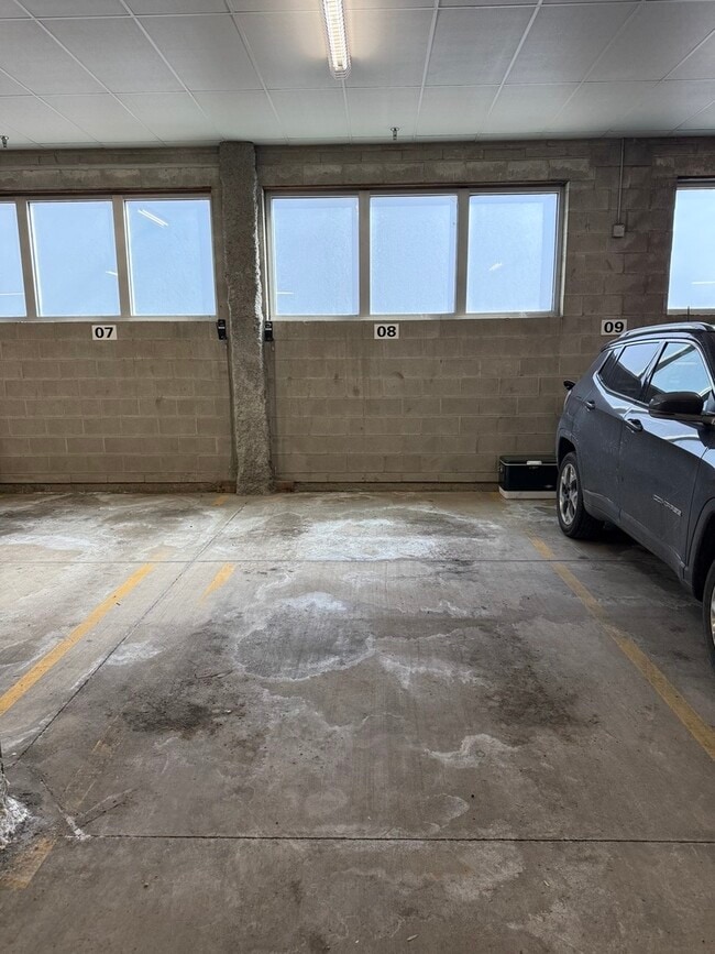 Building Photo - 2035 S Indiana Ave