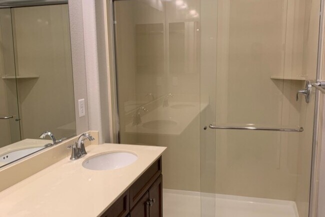 Building Photo - 6050 Dublin Blvd