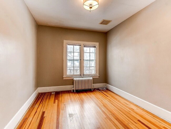 Building Photo - Charming Cheesman Park Duplex | 2 Bed / 2 Bath | Large Yard + Deck