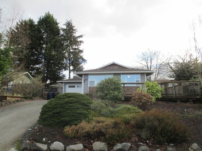 Building Photo - Delightful 3 Bedroom, 1 Bathroom Home in Tacoma