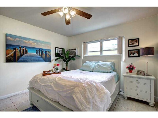 Building Photo - 3213 Colony Club Rd