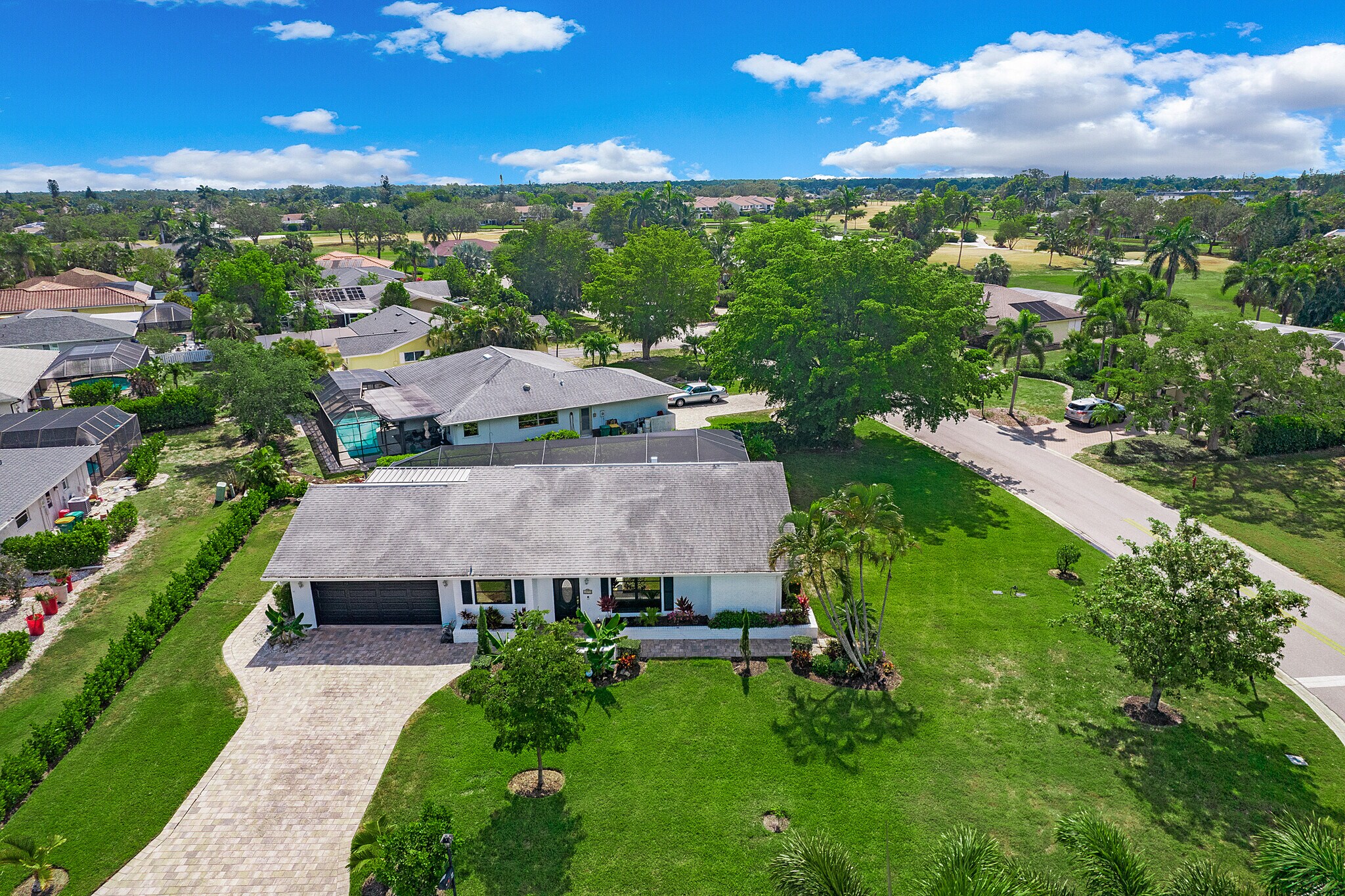 Building Photo - 27 Pebble Beach Blvd
