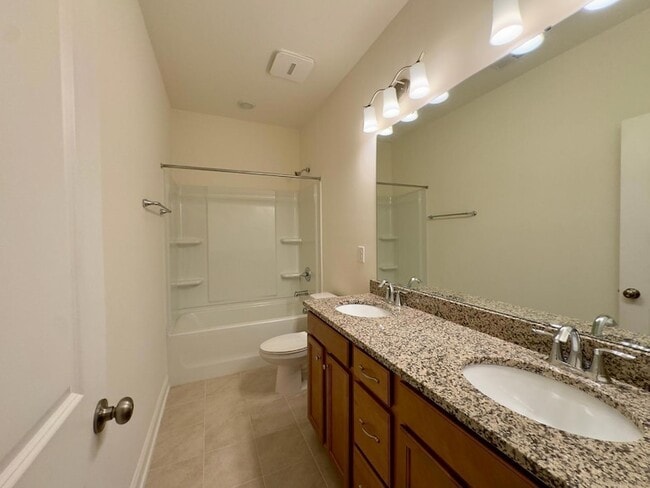 Building Photo - 2550 Frg Vlg Wy