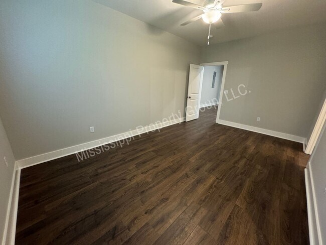Building Photo - 3BR/3.5BA - New Construction @ The Reserve...