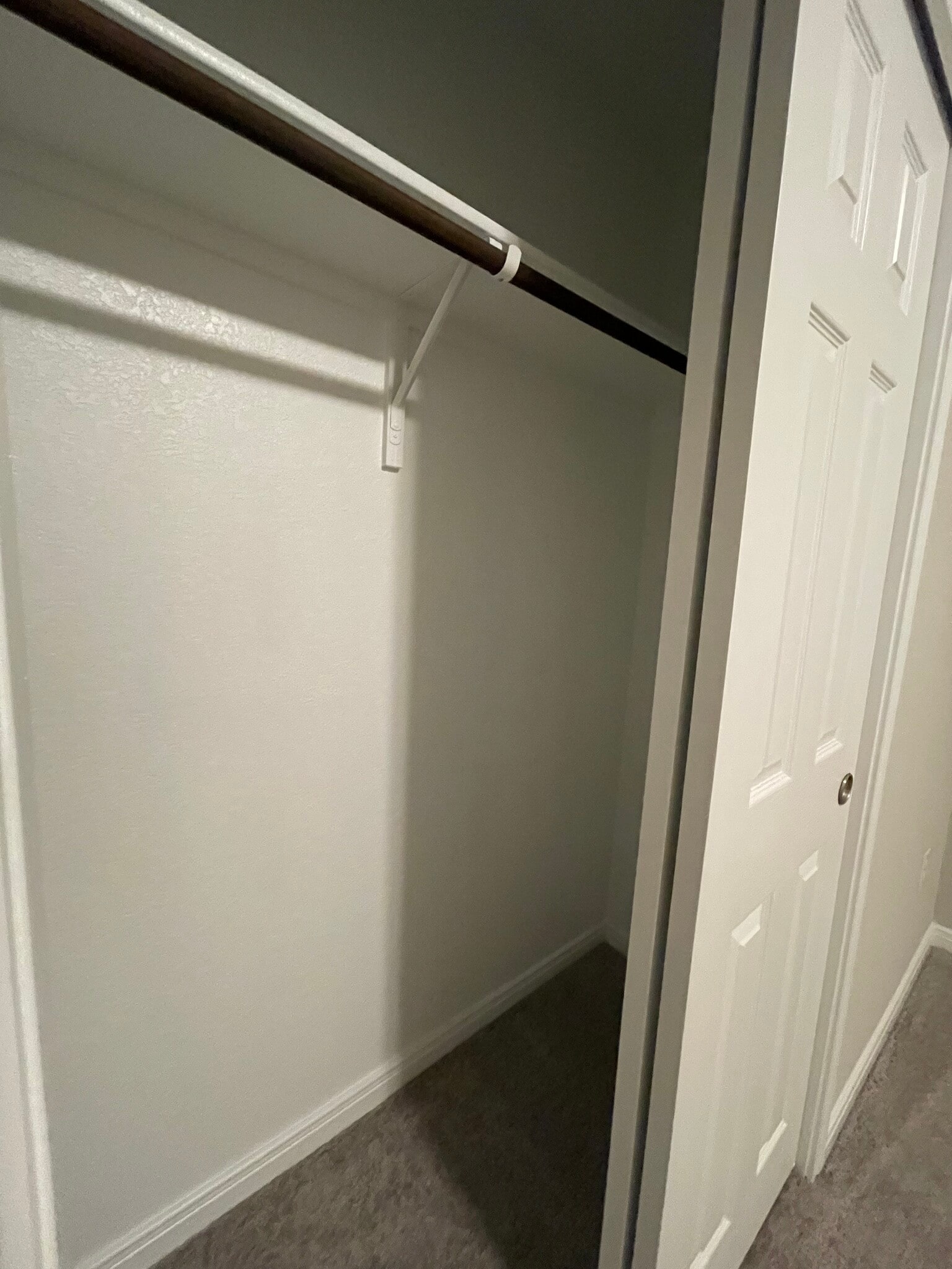 Building Photo - 300 La Joya Pass