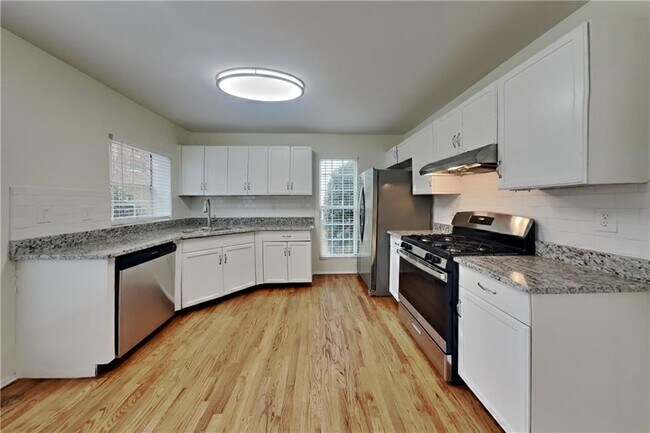 Building Photo - 353 Ansley Brook Dr