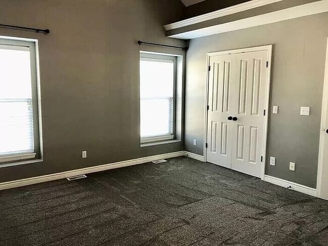 Building Photo - Spacious 4-Bedroom Greenwood Home with Vau...