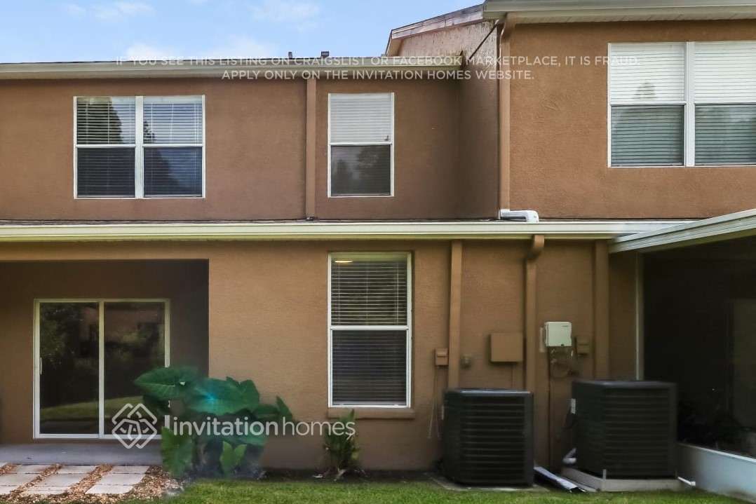 Building Photo - 1220 Charlesworth Dr