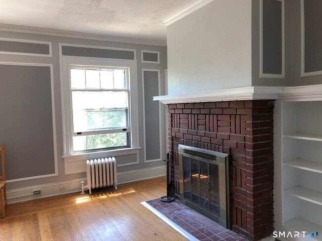 Building Photo - 249 Highland St