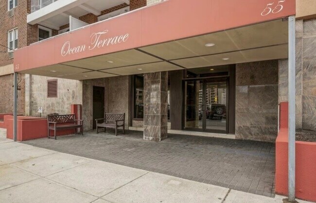 Building Photo - 55 Monroe Blvd