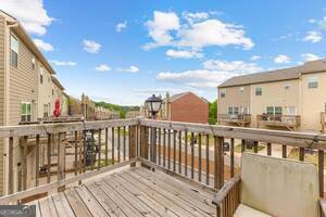 Building Photo - 1006 Bayrose Cir