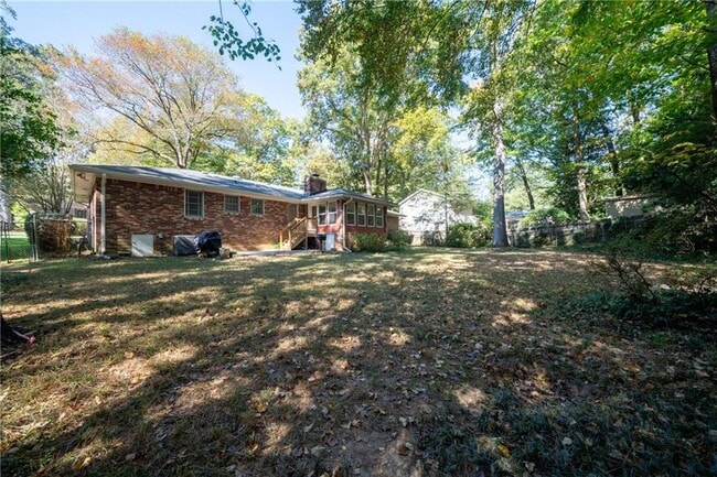 Building Photo - 1501 Diamond Head Dr