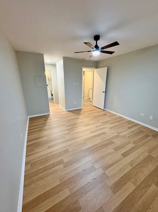 Building Photo - 1482 Stonebridge Cir