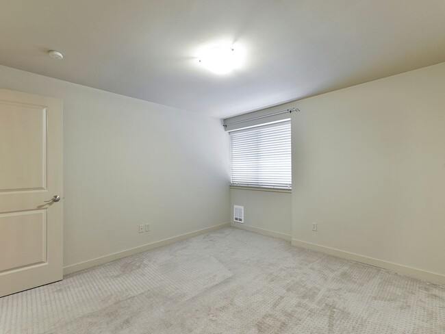 Building Photo - Perfect Location – Perfect Remodel – 2 Bed...