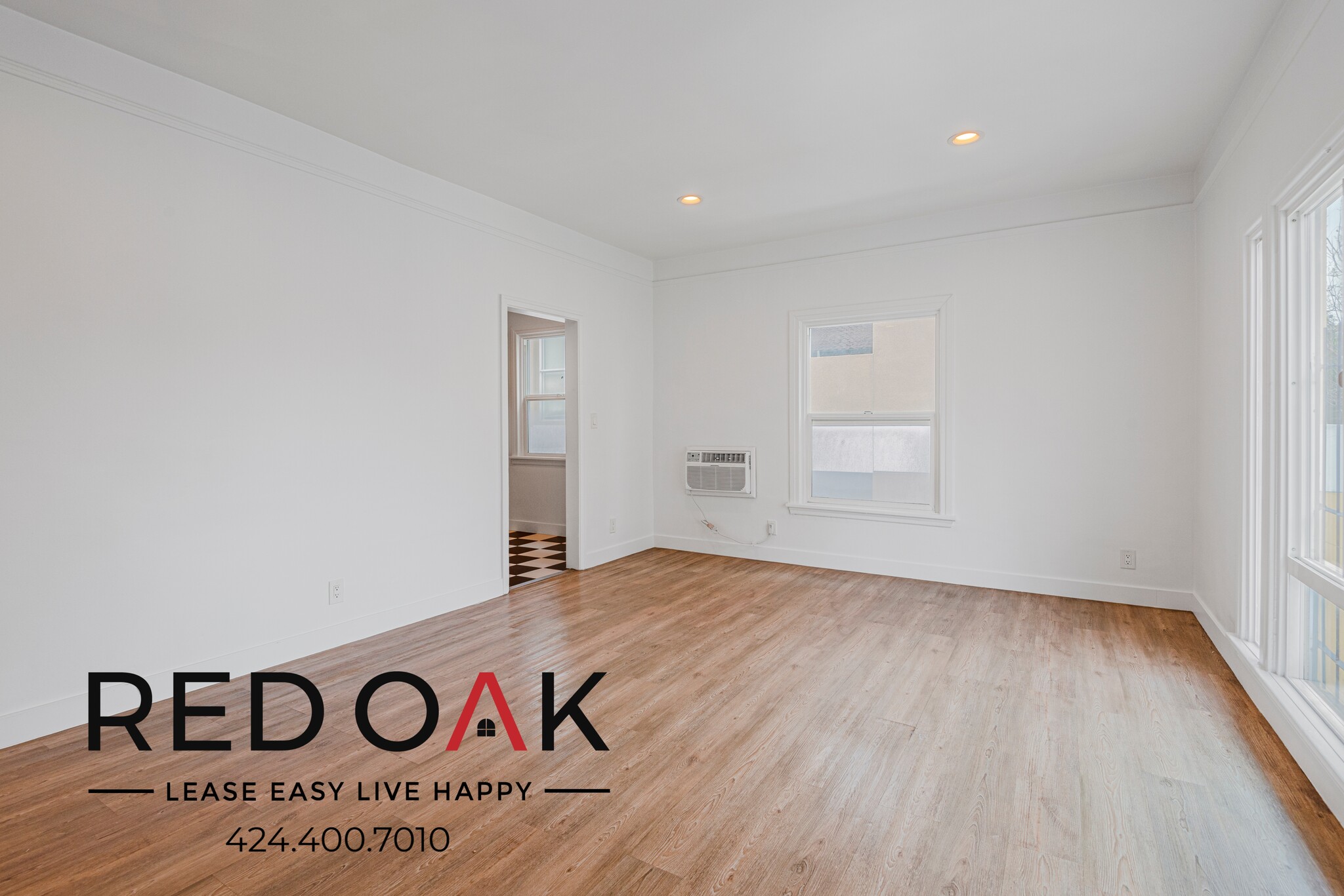 Building Photo - 1818 Whitley Ave