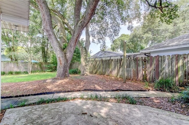 Building Photo - 10406 Reclinata Ln