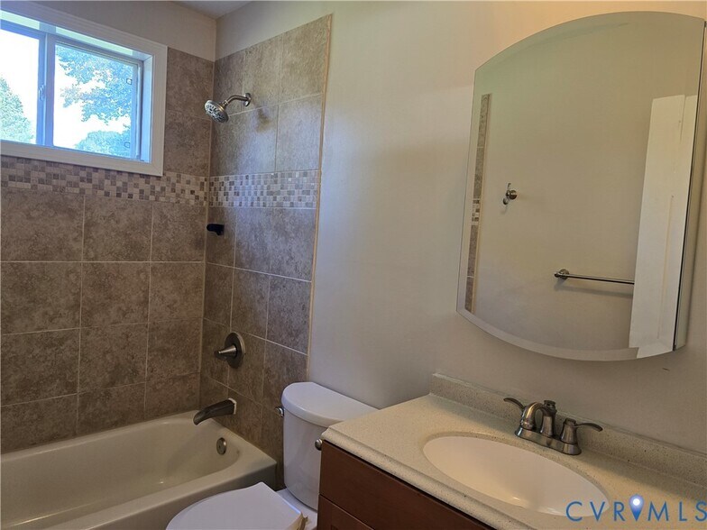 Building Photo - 7998 Wynbrook Ln