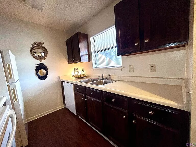 Building Photo - 1826 Brightside Dr