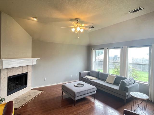 Building Photo - 5524 Glenview Ln