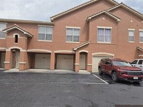 Building Photo - 19921 Villa Ridge Dr