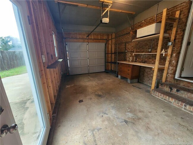 Building Photo - 6493 Tarrytown Rd