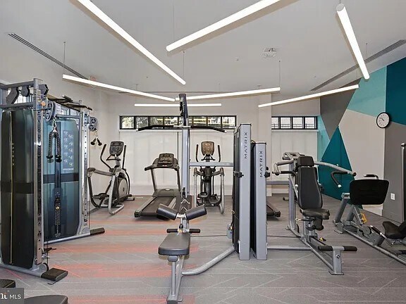 Building Photo - 989 S Buchanan St