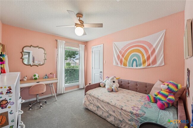 Building Photo - 3303 Vineyard Trail