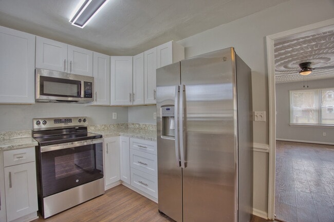 Building Photo - 2902 Princeton Ave