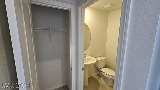 Building Photo - 3415 Costa Caparica Ln