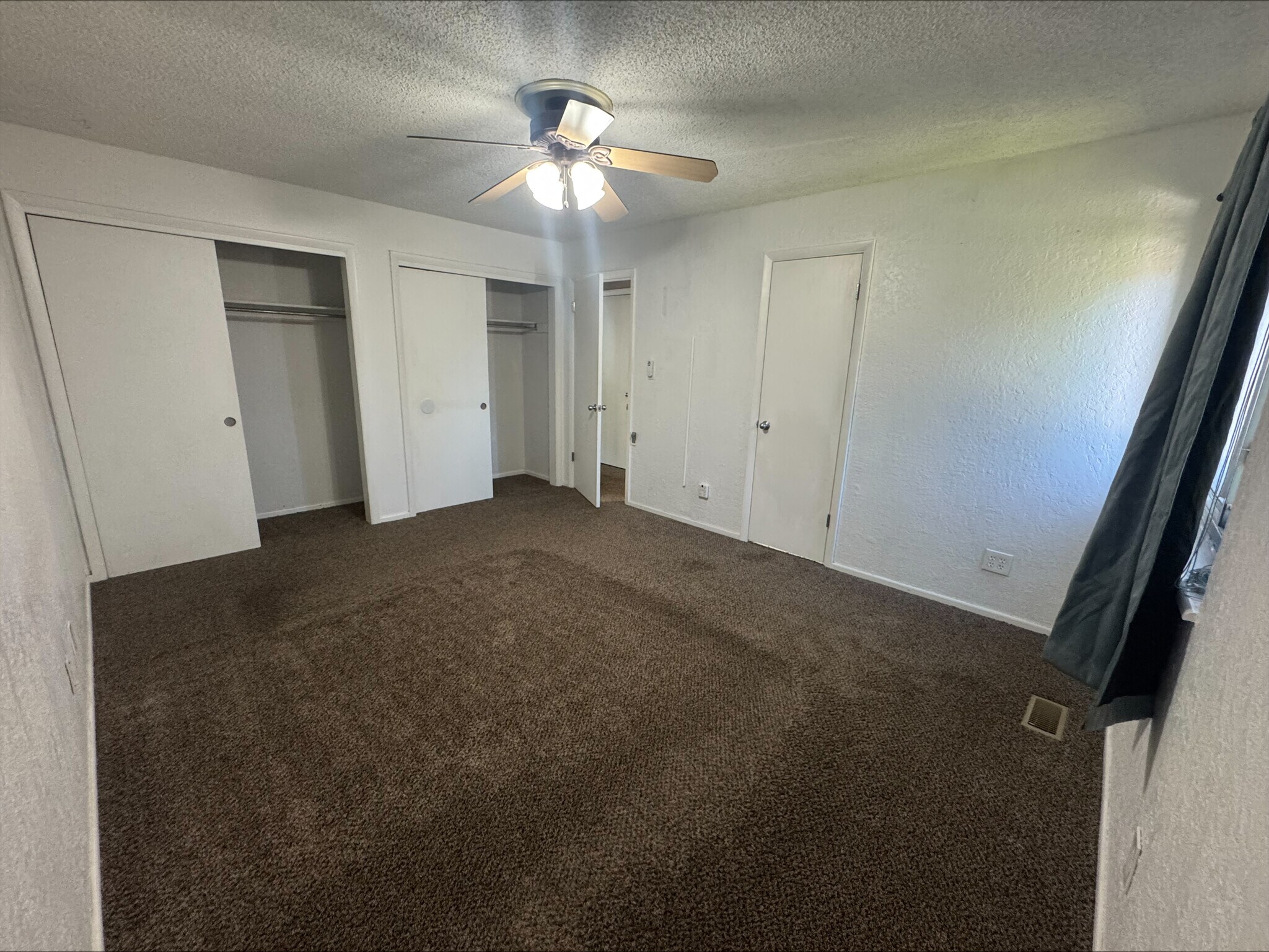upstairs master bedroom with double closets - 5879 S Oak St
