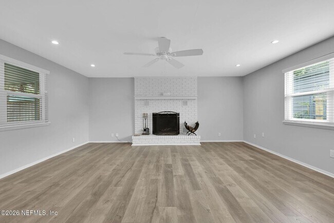 Building Photo - 1104 Boca Grande Ave