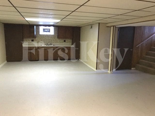 Building Photo - 701 E 162nd Pl