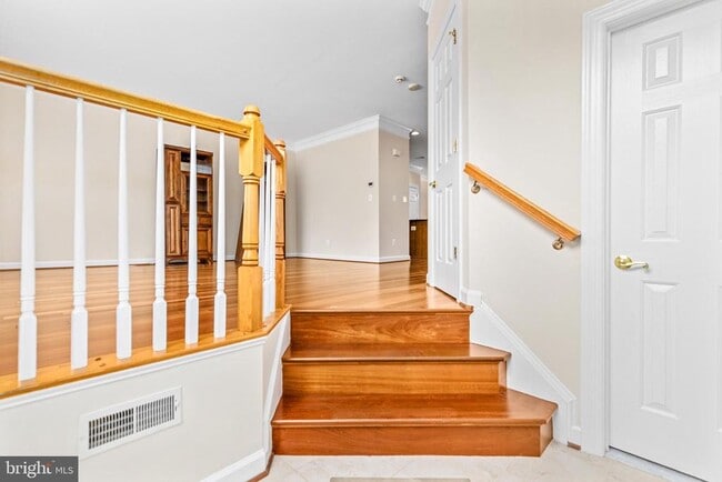 Building Photo - 3836 Elmwood Towne Way