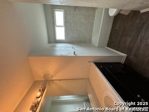 Building Photo - 2845 Lindenwood Run
