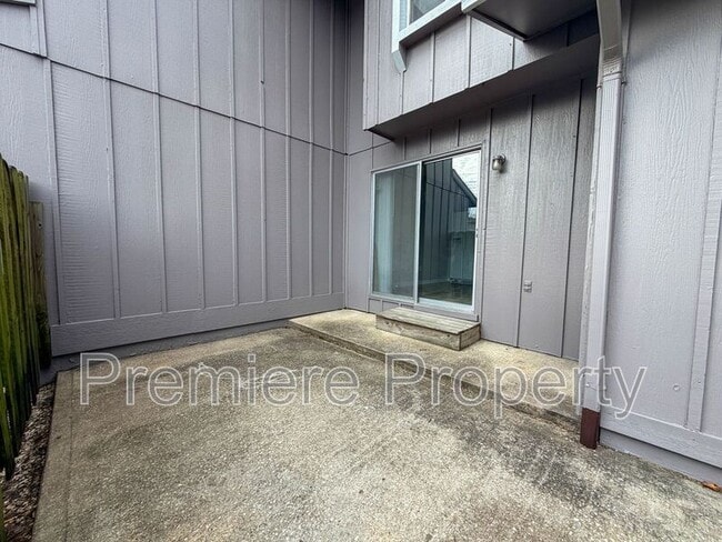 Building Photo - 14012 Ballantrae Dr