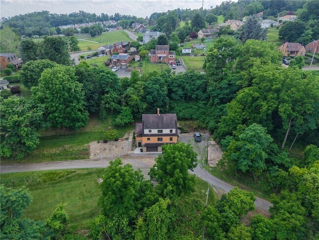 Building Photo - 4465 Mt Troy Rd Ext