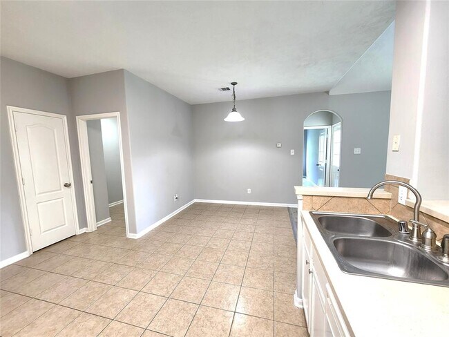 Building Photo - 2623 Sable Ridge Ln