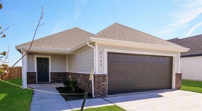 Building Photo - 2103 Crimson Lake Blvd