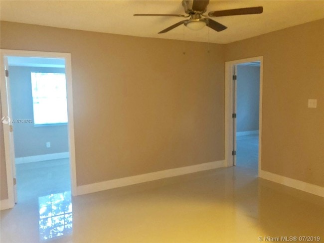 Building Photo - 251 N 68th Terrace