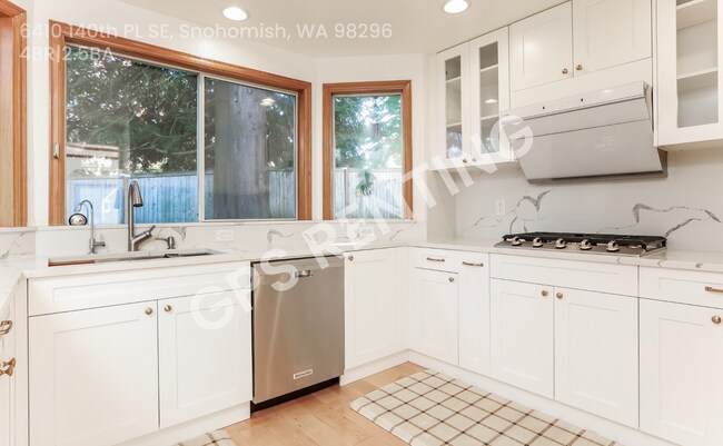 Building Photo - 6410 140th Pl SE