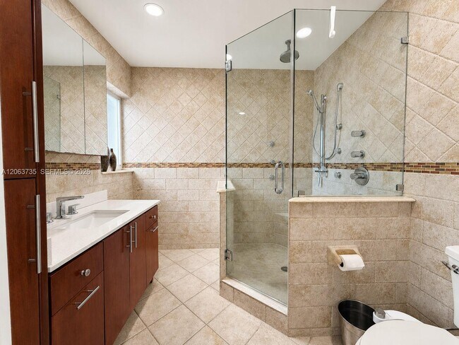 Building Photo - 4340 SW 146th Ct