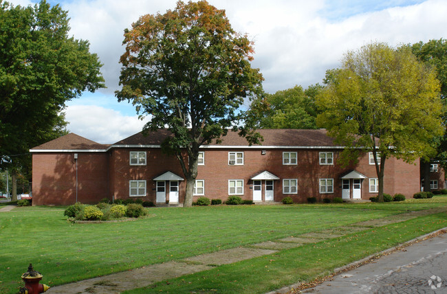 Building Photo - Gilmore Village