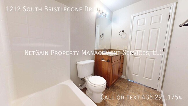 Building Photo - 1212 Bristlecone Dr