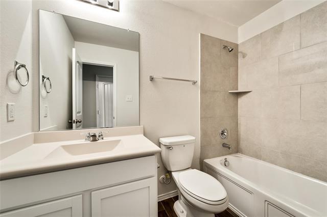 Building Photo - 233 Pitt Cir