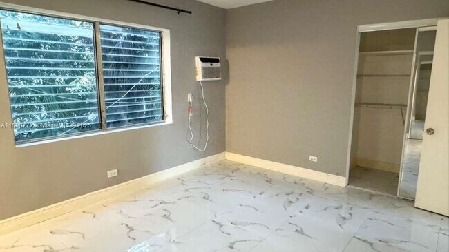 Building Photo - 346 86th St