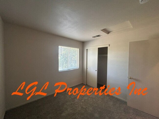 Building Photo - 4116 Woodwillow Ln